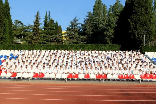 アルトゥール師範と福田達也支部長がロシア支部夏合宿で指導